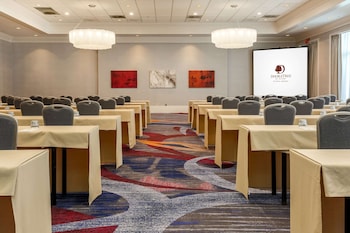 doubletree by hilton atlanta airport