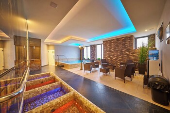hotel queens
