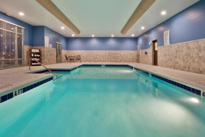 holiday inn express hotel suites atlanta arpt west camp creek