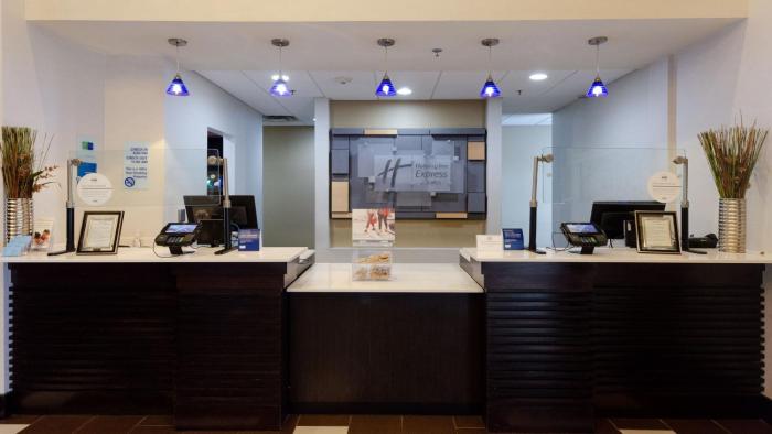 holiday inn express hotel suites atlanta arpt west camp creek