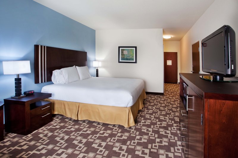 holiday inn express and suites atlanta airport west