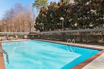 Hampton Inn & Suites Atlanta Airport West/Camp Creek Pkwy,Near Camp Creek Marketplace,3 star