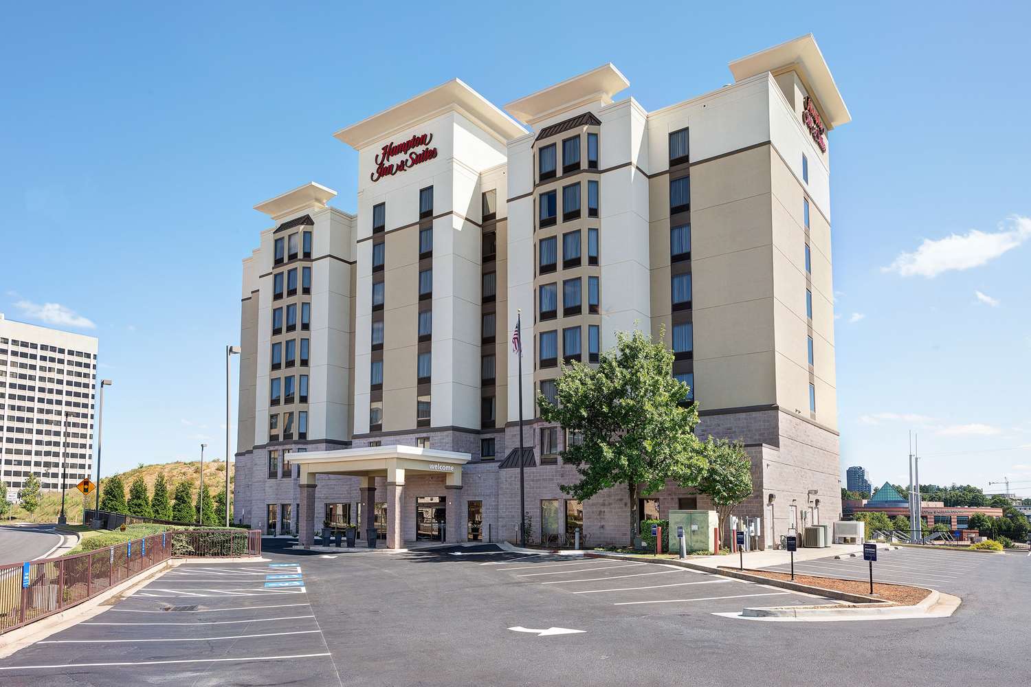 hampton inn and suites atlanta galleria