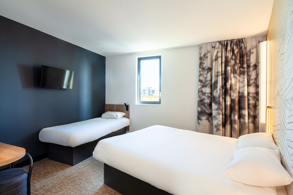 bandb hotel bois darcy saint quentin en yvelines