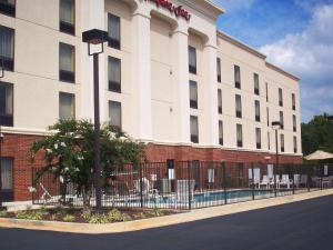 hampton inn atlanta fairburn