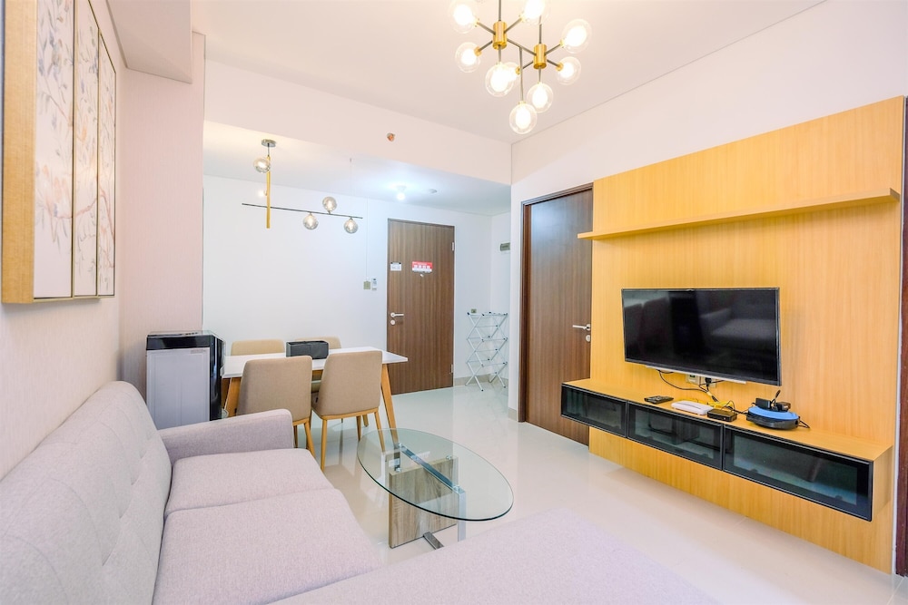 elegant and comfy 3br transpark cibubur apartment