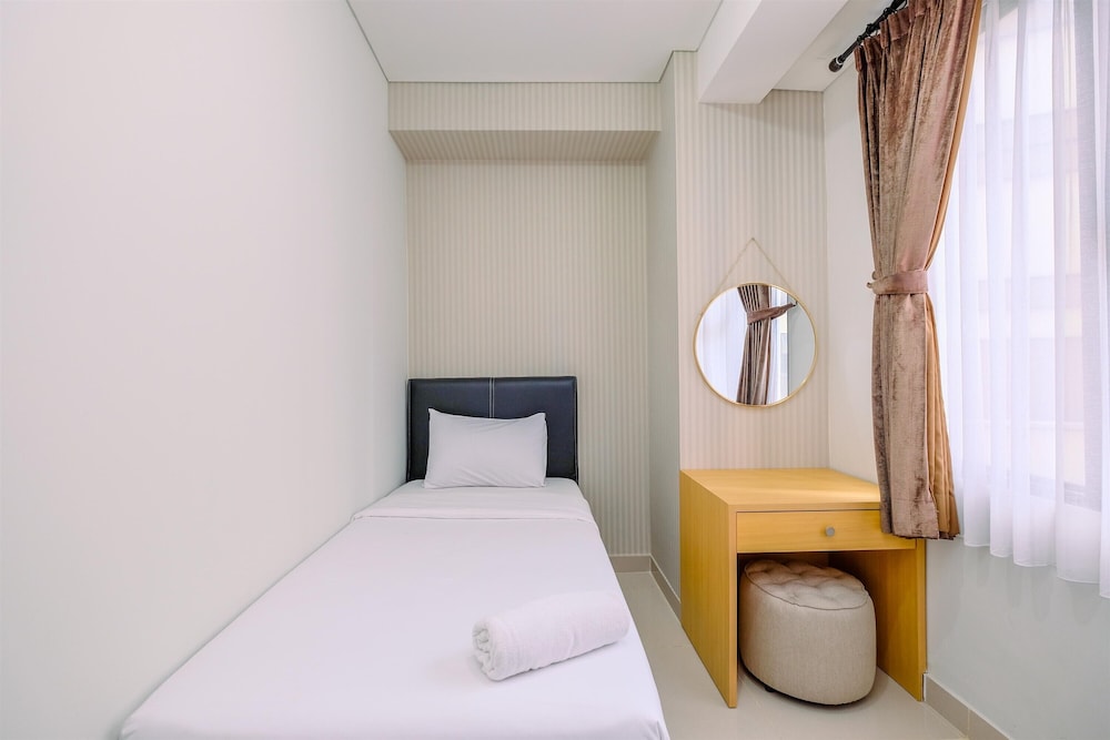 elegant and comfy 3br transpark cibubur apartment