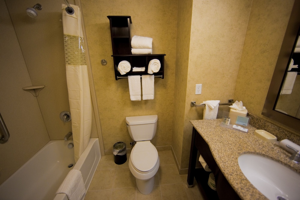 hampton inn and suites seattle kent wa