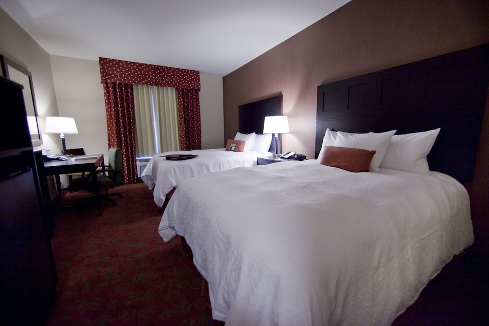 hampton inn and suites seattle kent wa