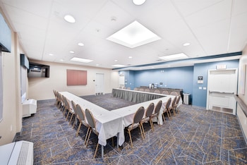 hampton inn and suites seattle kent wa