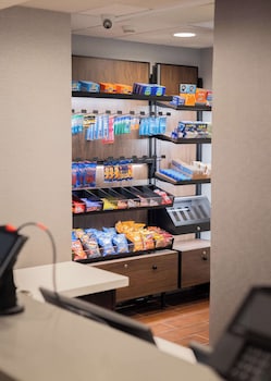 hampton inn and suites seattle kent wa