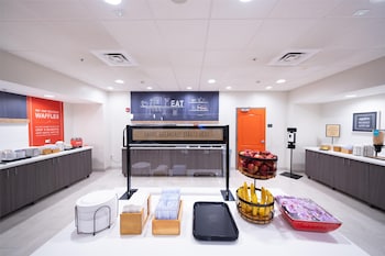 hampton inn and suites seattle kent wa