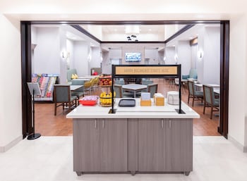 hampton inn and suites seattle kent wa