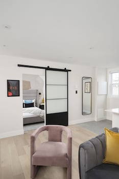 francois denis apartments