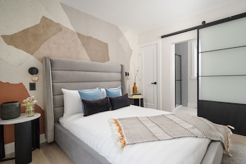 francois denis apartments