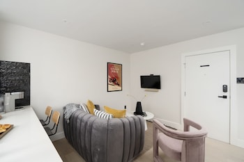 francois denis apartments