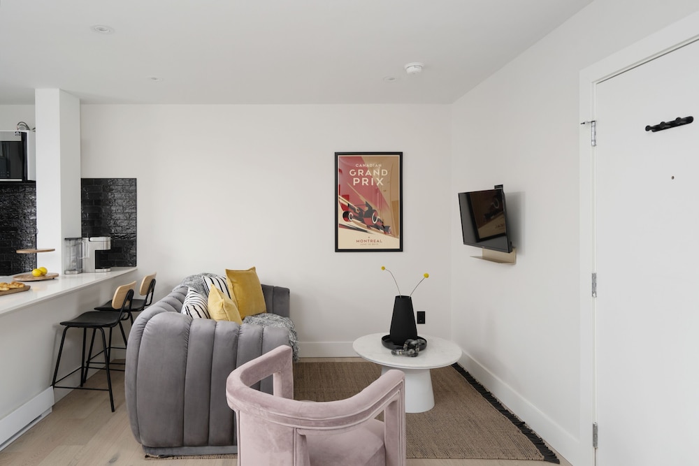 francois denis apartments