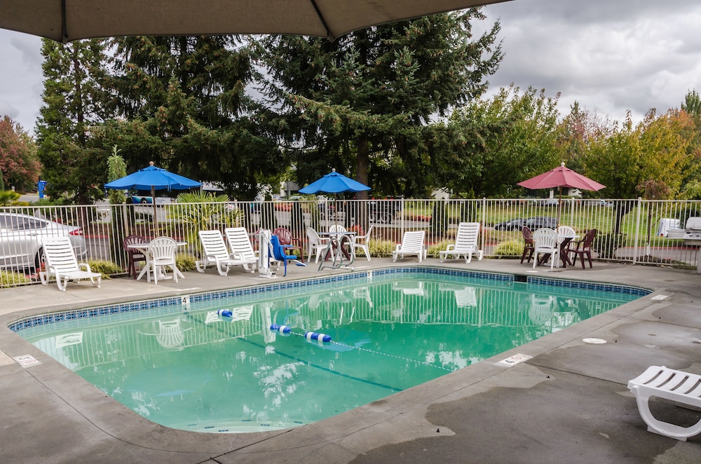 Motel 6 Seattle, Wa - Sea-Tac Airport South,Des Moines>>Burien,2 star