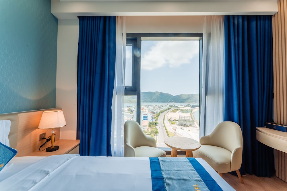 canary gold hotel quy nhon