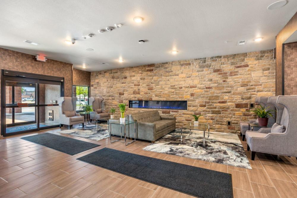 cobblestone hotel and suites de pere