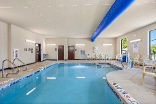 cobblestone hotel and suites de pere