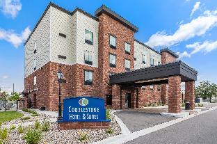 cobblestone hotel and suites de pere