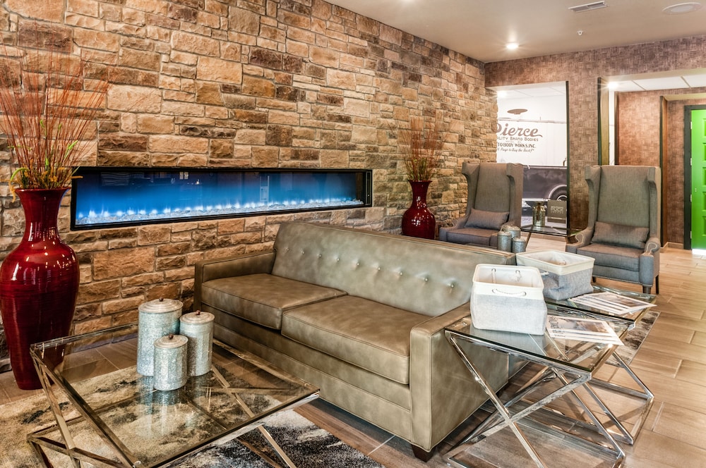 cobblestone hotel and suites de pere