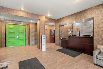 cobblestone hotel and suites de pere