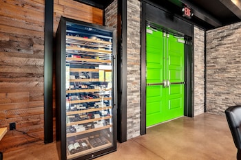cobblestone hotel and suites de pere