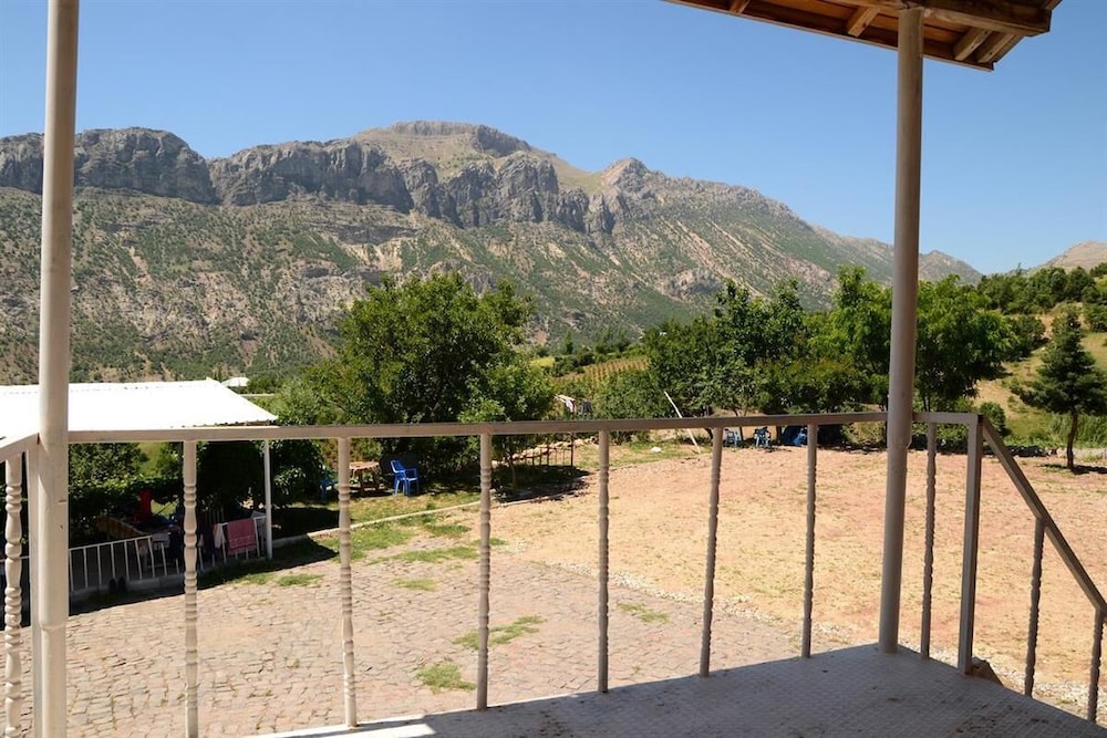 karadut pansiyon nemrut kahta