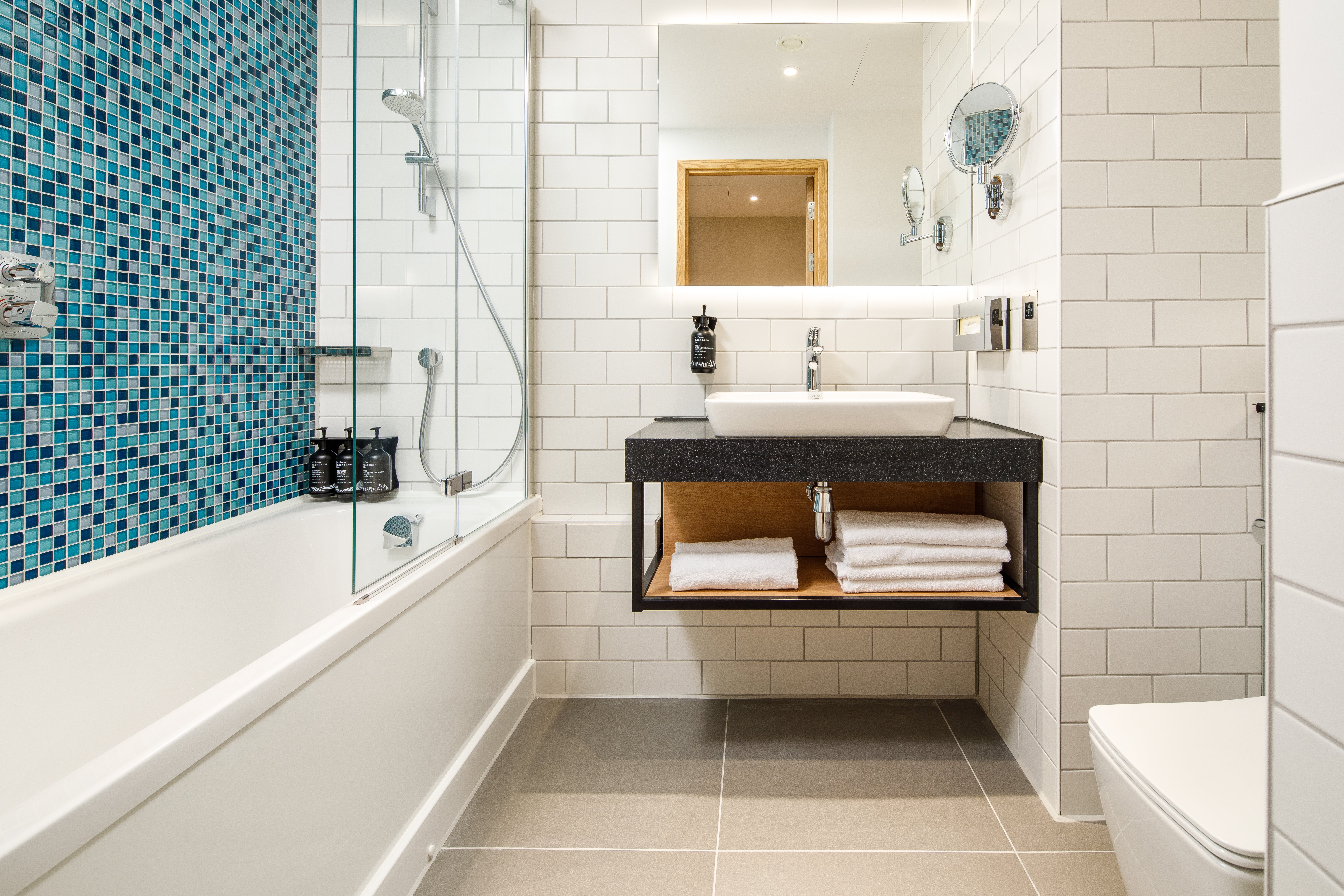 holiday inn manchester airport an ihg hotel