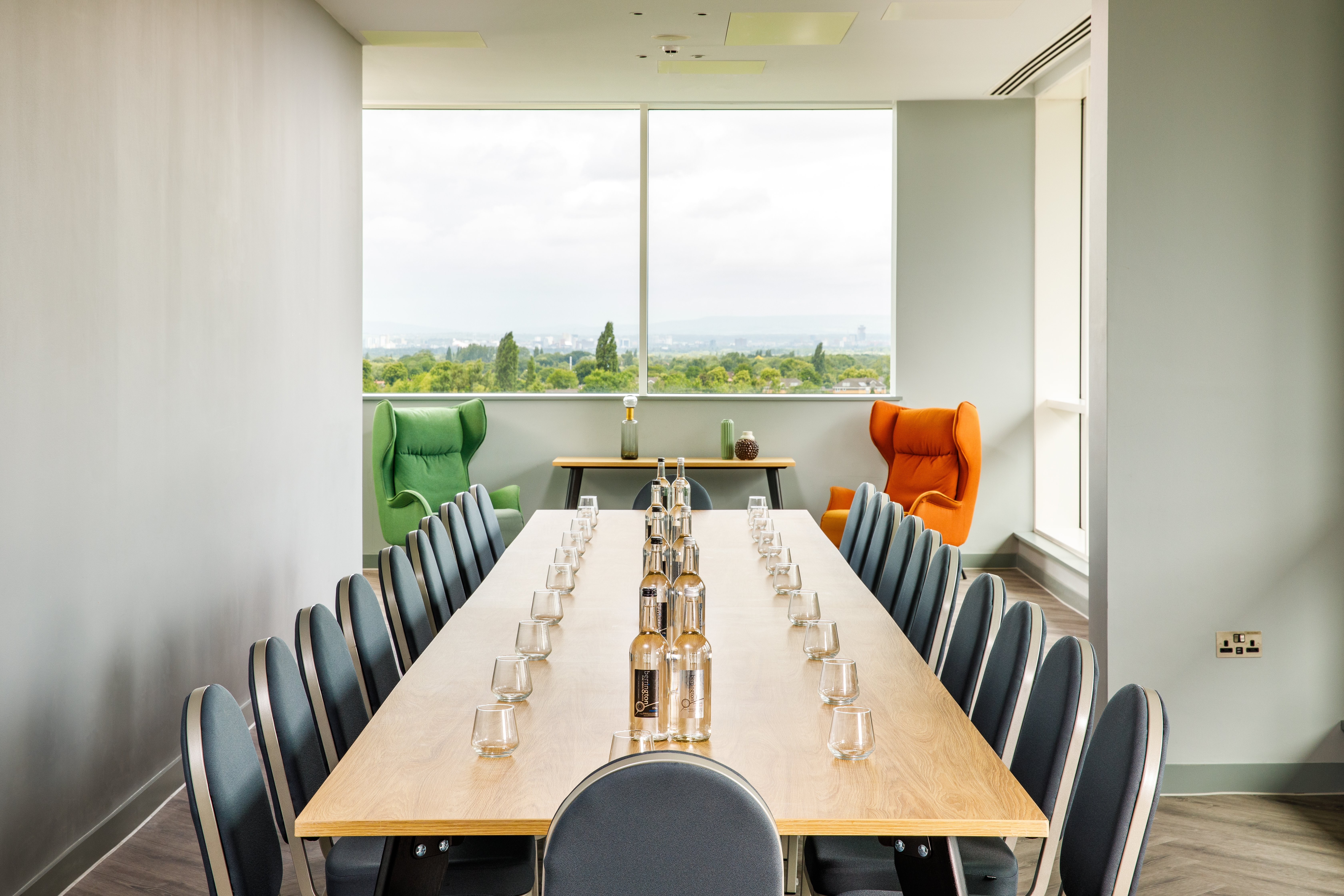 holiday inn manchester airport an ihg hotel