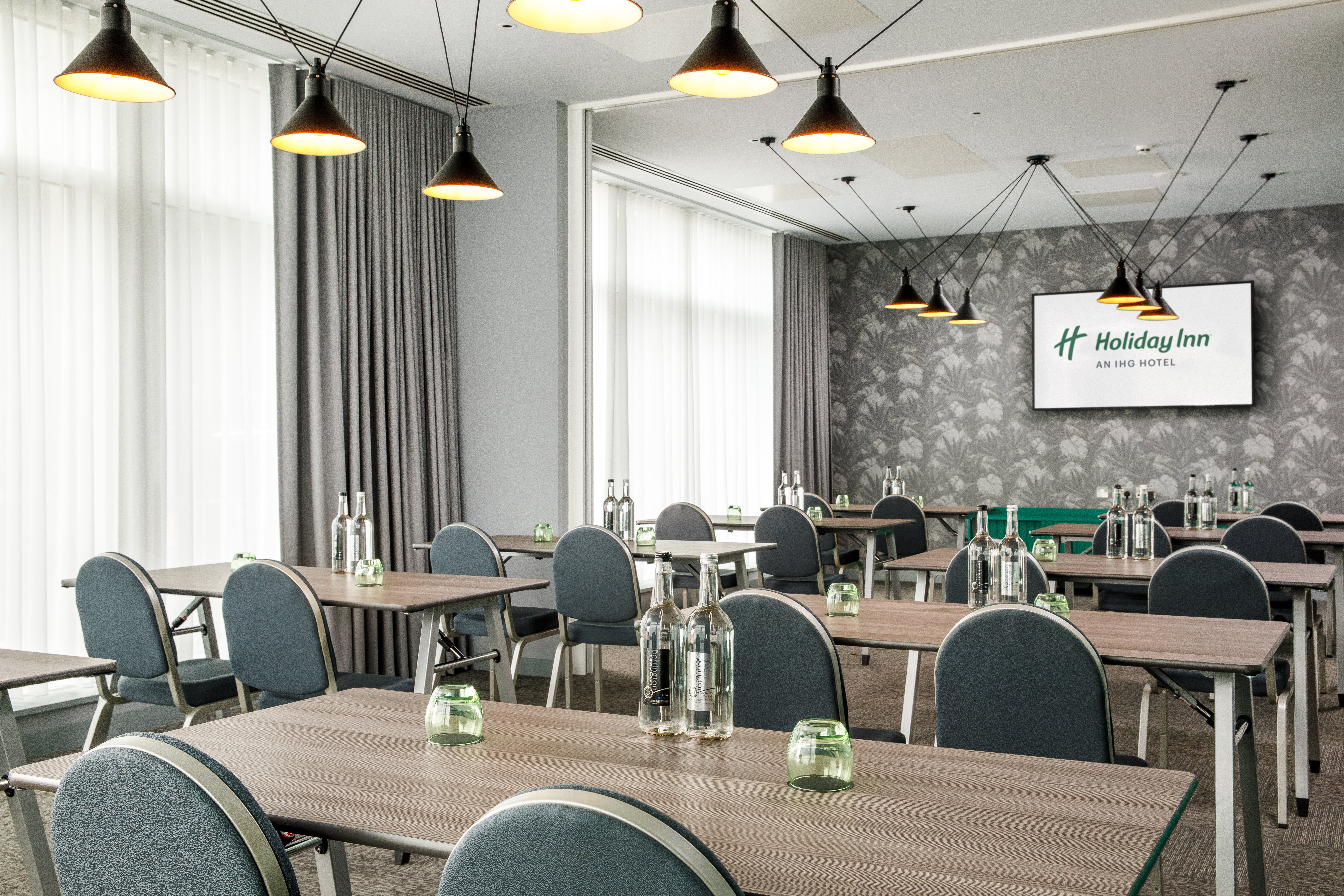 holiday inn manchester airport an ihg hotel