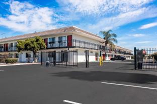 econo lodge stockton near i 5 fairgrounds