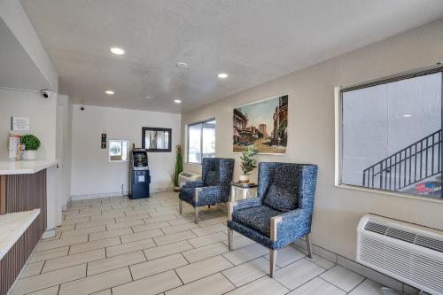 econo lodge stockton near i 5 fairgrounds