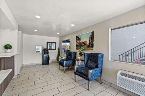 econo lodge stockton near i 5 fairgrounds