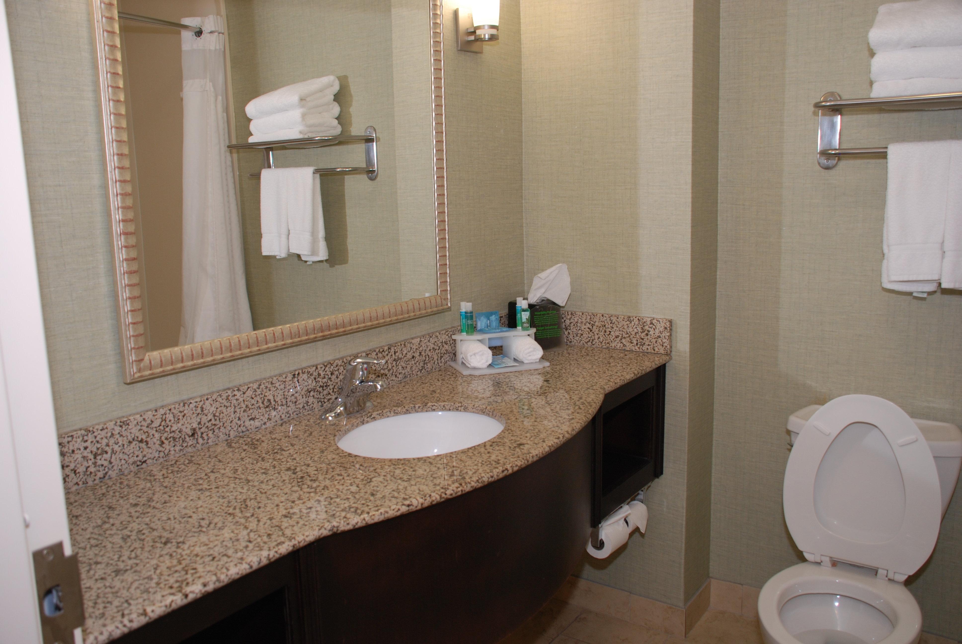 holiday inn express and suites covington by ihg