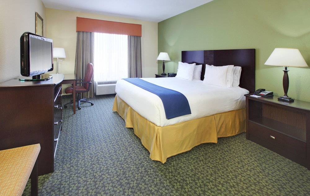 holiday inn express and suites covington by ihg