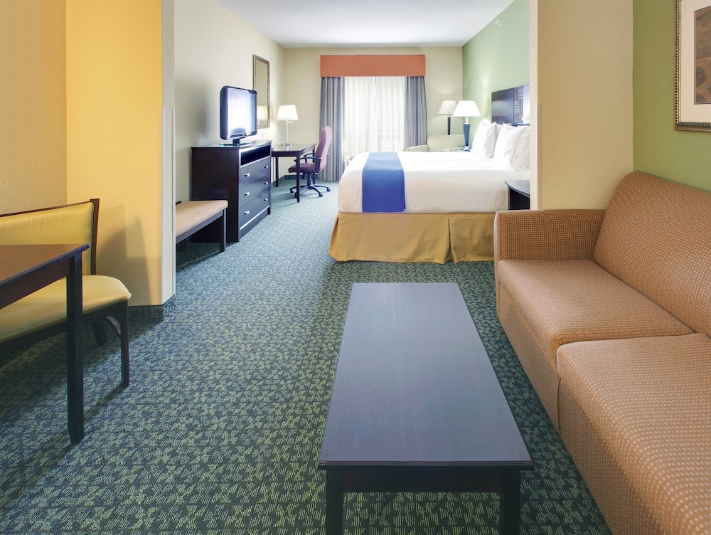 holiday inn express and suites covington by ihg