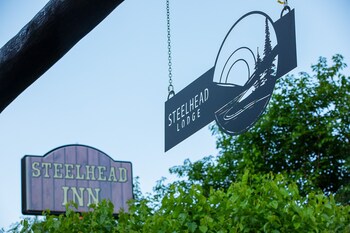 steelhead inn