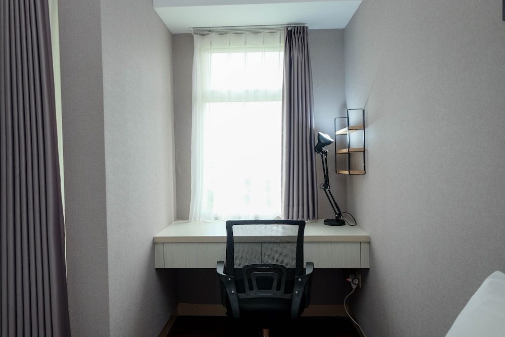 fancy and nice studio apartment at springlake summarecon bekasi