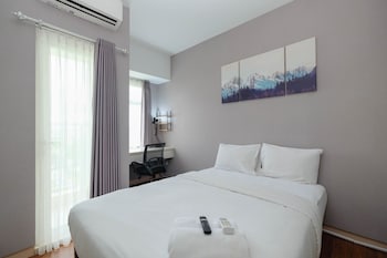 fancy and nice studio apartment at springlake summarecon bekasi