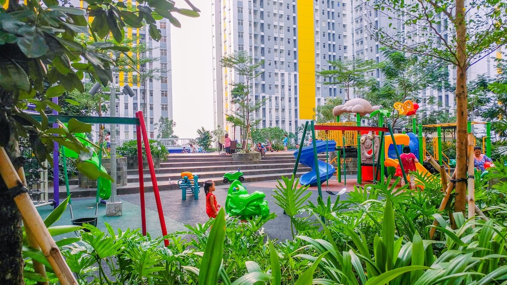 fancy and nice studio apartment at springlake summarecon bekasi