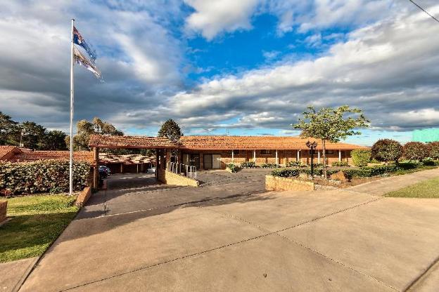 hume country motor inn