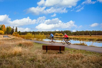 Abbot House Condo 8,,3.5 star