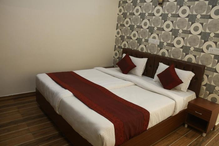 hotel sv grand varanasi