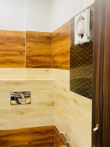 hotel sv grand varanasi