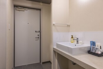 mr kinjo in haibisu nishimachi