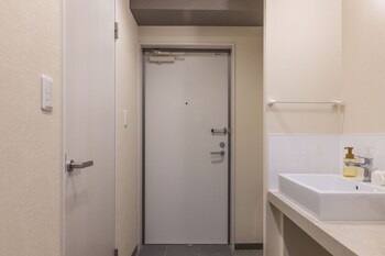 mr kinjo in haibisu nishimachi