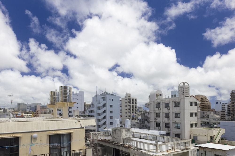 mr kinjo in haibisu nishimachi